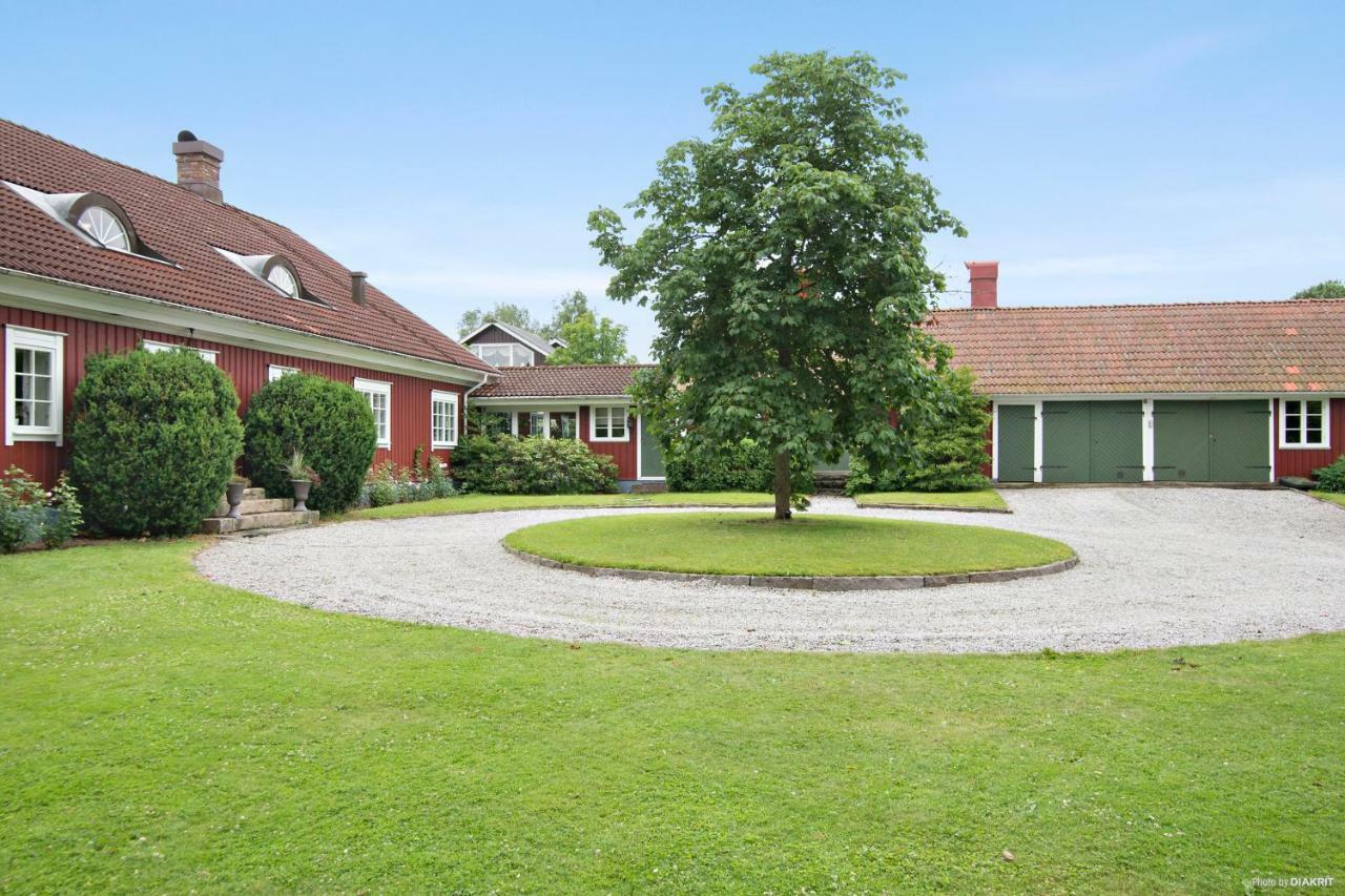Ameriden Bed And Breakfast Godeby Exterior photo